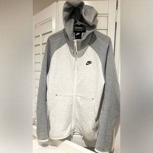 Nike Sportswear Tech Fleece Men’s Full-Zip Hoodie 928483-052 White/Gray